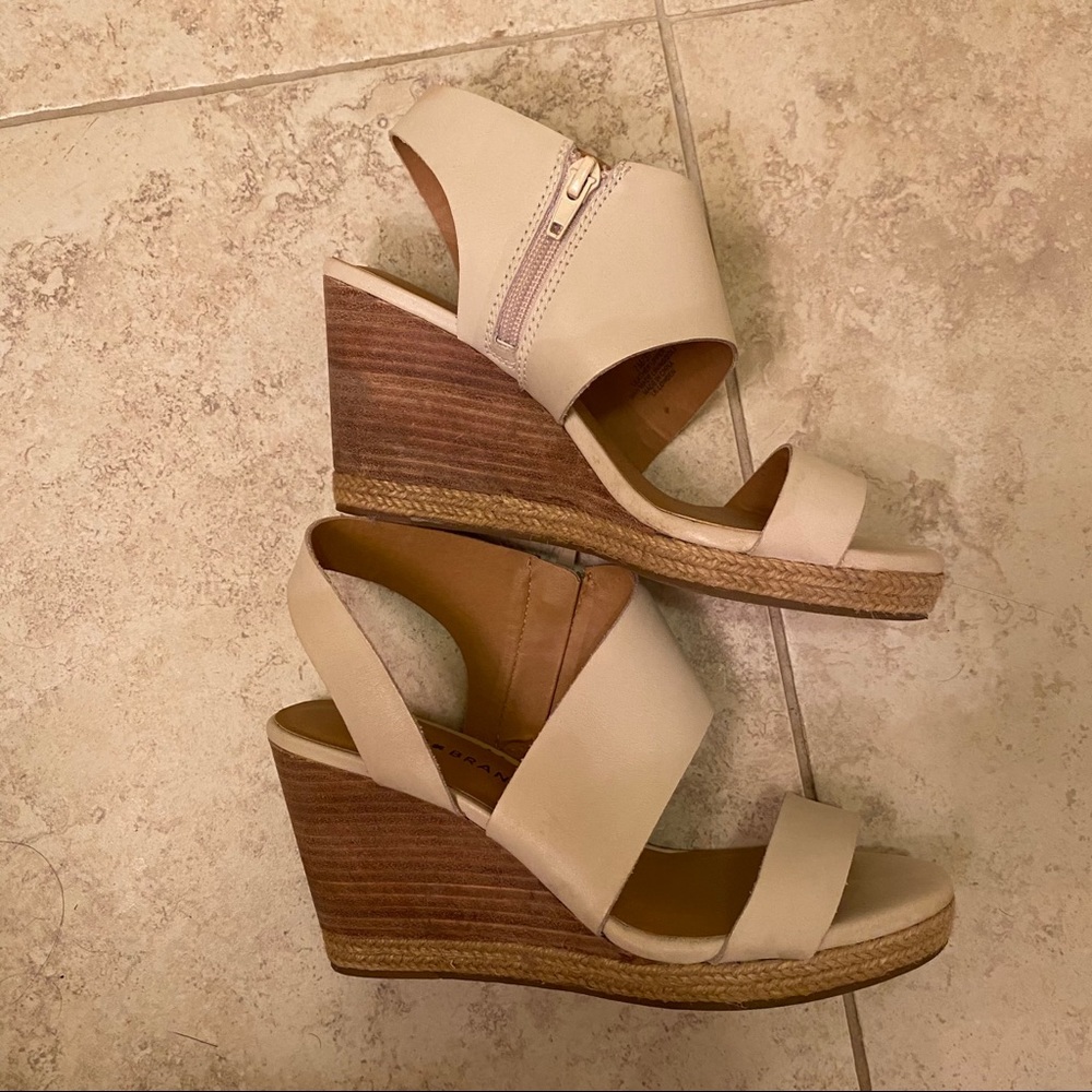 Lucky Brand Women’s Wedge Sandals